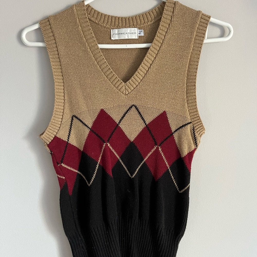 Argyle Sweater Vest with V Neckline